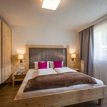 Maximilian Hotel 3*