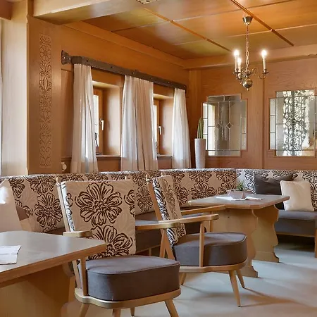 Maximilian Hotel 3*